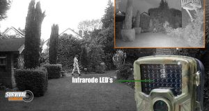 Hoe werkt de wildcamera in de nacht? De Infrarode LED’s. In bovenstaande afbeelding zie je een shot van de wildcamera in de schemering en een in de nacht.